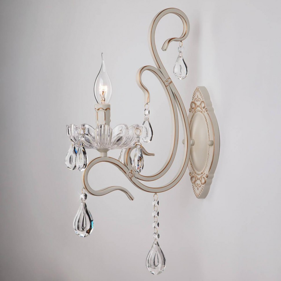 Бра Eurosvet 12205/1 белый Strotskis фото 1 &mdash; Дзинь ля-ля