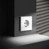 Розетка встраиваемая VOLTUM S70 с заземлением 16А, (белый глянцевый) фото 3 — Дзинь ля-ля